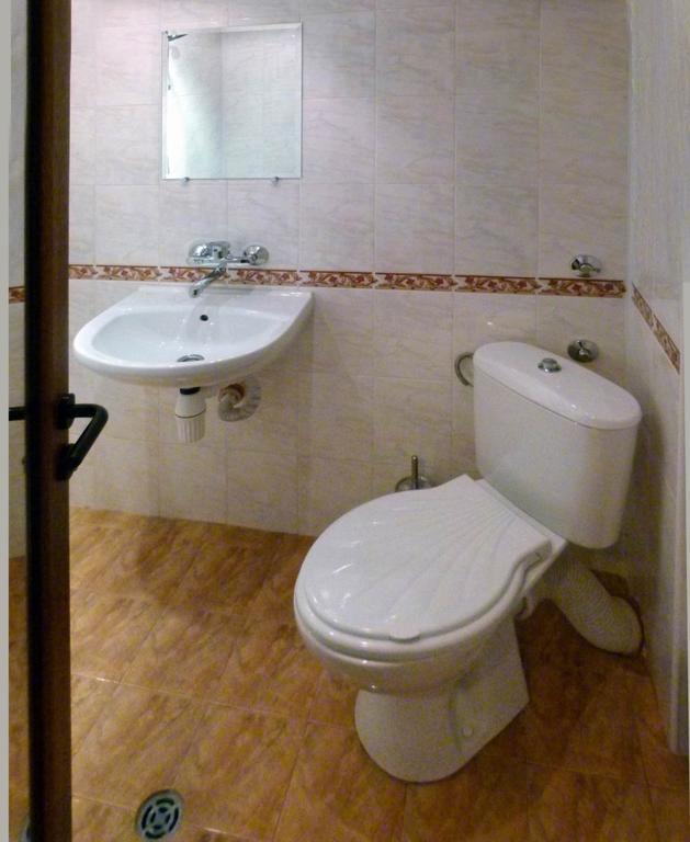 Family Hotel St. Constantine And Helena Ivaylovgrad Habitación foto